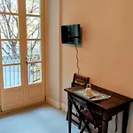 In Centro Accademia Lägenhet